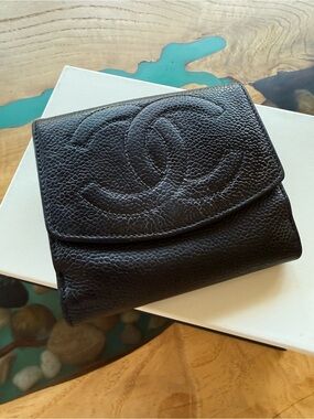 CHANEL Black Caviar Leather Fold Wallet with Embossed CC